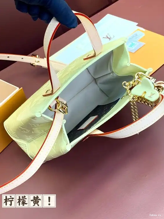 VUITTON PM Reade LOUIS 0627